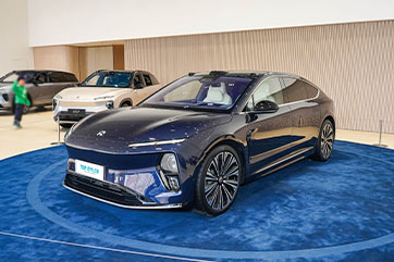 2025 NIO ET9 